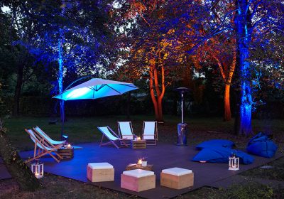 Sonnenschirme, Regenschutz, Baumbestand, im Grünen, Wald, Wiese, Natur, Lounge,